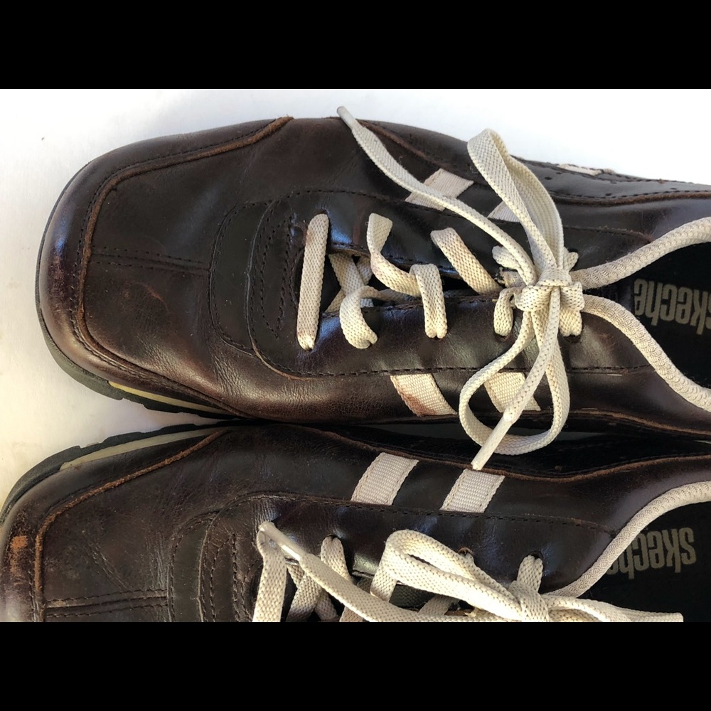 Sketchers Grand Jams Leather Walking Shoe 45055